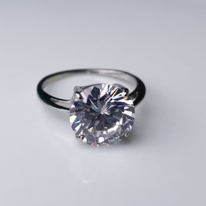 4ct Brillant Cut Solitaire Ring